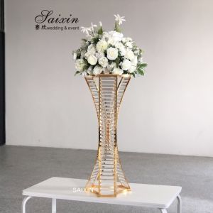 ZT-538G 2022 New Flower metal gold triangle crystal decor flower stand support