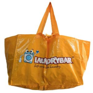 100gsm CMYK 2.5x60cm 80x37x20cm Laminated PP Woven Bag