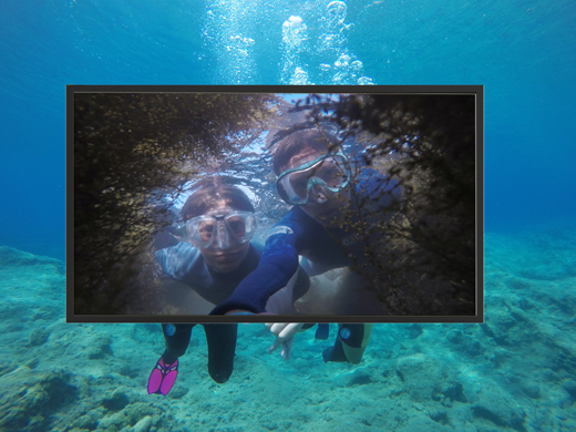 32 Inch 3000cd/m2 High Brightness IP66 Waterproof Outdoor Digital Signage with 178° Viewing Angle and 60Hz Refresh Rate