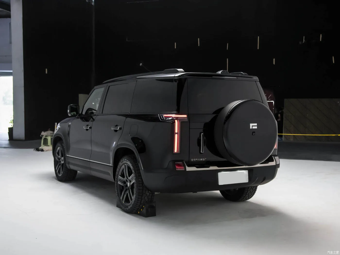 2023 Baw Polar Stone 01 Car EVR Extended Range Jishi 01 Off-Road Vehicle ORV 1.5T 4WD Left Drive Hybrid Performance SUV