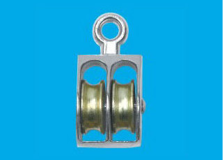 Quality nickle plated fixed eye us type pulley with double wheels wholesale