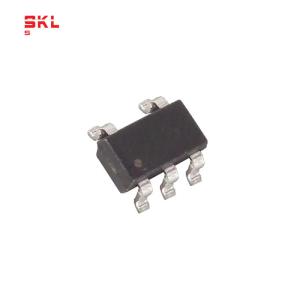 Cheap MAX4452EUK+T SOT-23-5 Single-Supply Low-Distortion Audio-Signal Differential Line-Driver Operational Amplifier IC Chi for sale