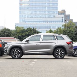 2023 VW SKODA KODIAQ SUV 2.0T Turbo Engine 5 7 Seats Automatic Gearbox FWD 2WD