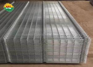 China Low Carbon Steel Welded Mesh Fence V curves easy installation on sale