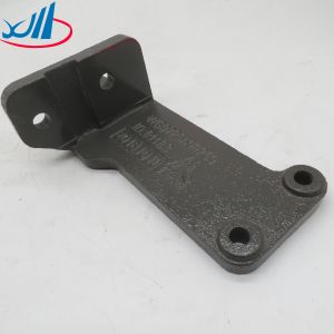 HOWO A7 Engine Mount WG9925590052 WG9725593026 WG9925590053 Engine Bracket