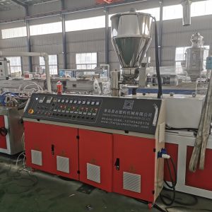 High Output 100-120KG/H PVC Shutter Profile Extrusion Machine