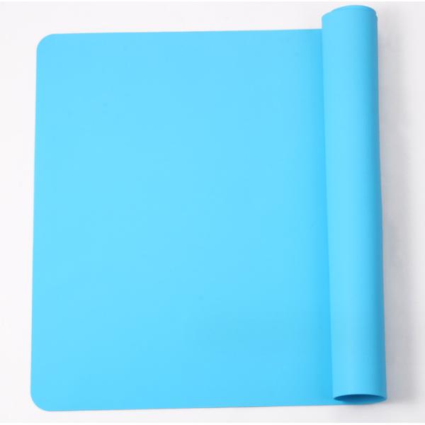 Design Style None Silicone Table Cloth Non-Slip Rectangle 40x30cm Water Resistant Desk Cover