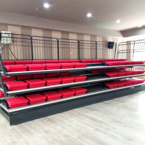 China Silver Retractable Bleacher Seating System Customization Height Available on sale