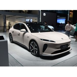 Left Steering Nio ES6 Electric Car with 5 Seats 5 Doors and Extra Long Endurance
