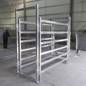 42*115mm*1.6mm Cattle Cow Crush Fence Fully Welded Post Brackets