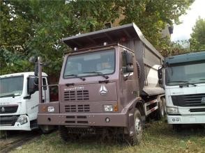 6x4 driving sinotruk howo 371hp payload 70 tons mining dump truck for mining