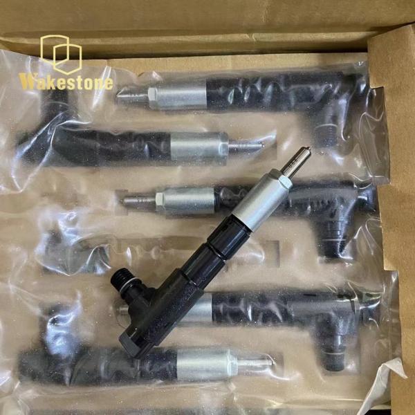 Quality 1J500-53053 New Injector Assembly 1J500-53051 For Kubota V3800 Engine wholesale