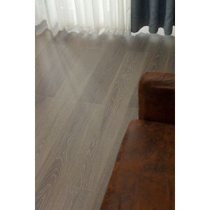 China Quality Gray Oak Engineered Wood Flooring With Cheap Price on sale