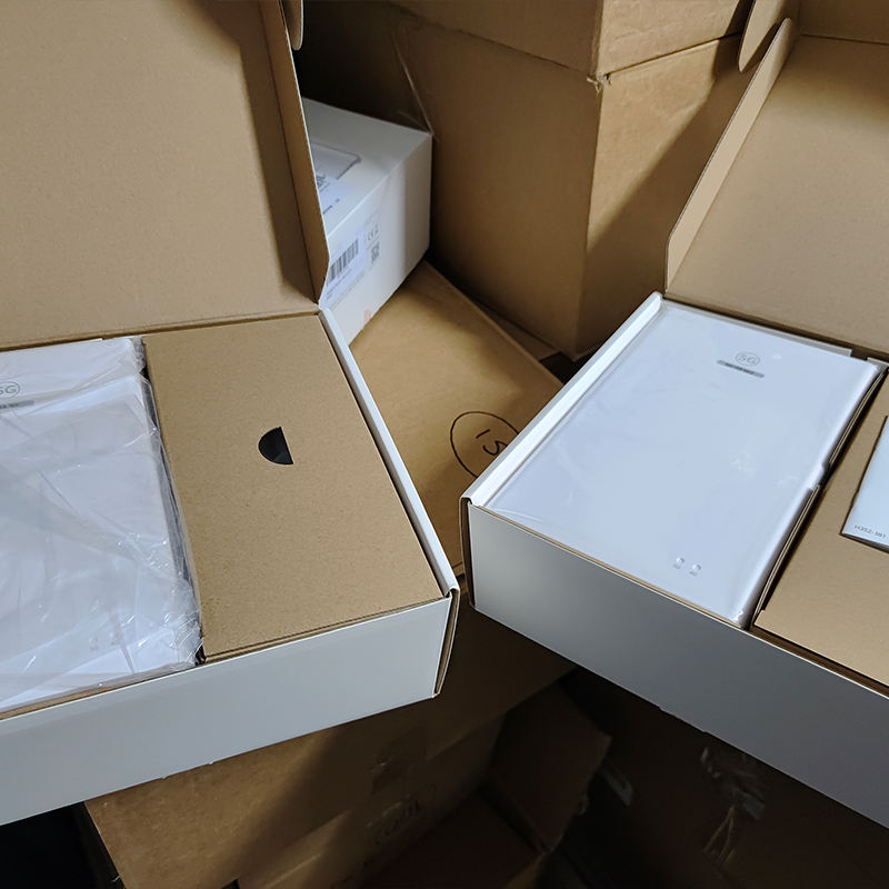 Unlocked 5G CPE Max 5 H352-381 5G Modem WiFi 2.4Ghz Router 5.4 Gbps Internal 4G