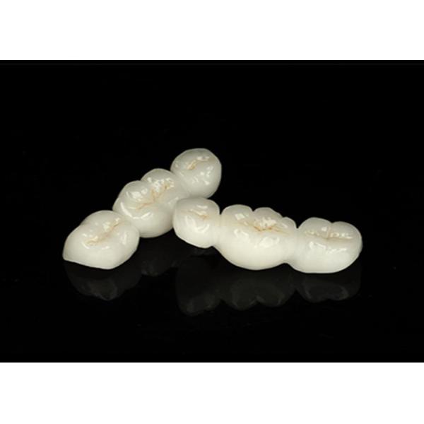 Translucent Natural Looking Zirconia dental Crown with Excellent Durability and