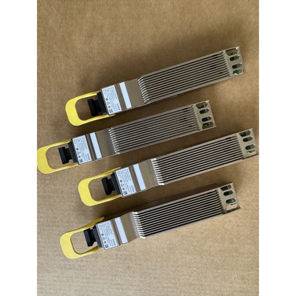 NVIDIA MMS4X00-NS 800Gbps Twin-port OSFP 2xDR4 Transceiver with 100m Reach for