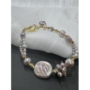 Versatile Pearl bracelet crafted to meet diverse fashion needs ideal for shops
