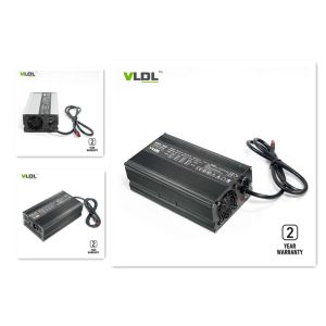 Portable 24 Volt 15A Smart Battery Charger With Pre - Charge Or Automatic Cutoff
