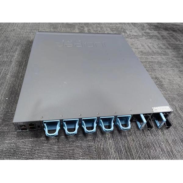 Stackable LACP Juniper QFX5110-32Q Services Gateway Full Duplex Half Duplex