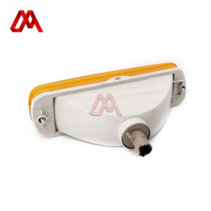 1822102031 1-82210203-1 1-82210-203-1 Front Flasher Lamp for ISUZU FVZ34 6HK1