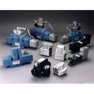 German Original Moog Servo Valve with Horizontal Pump Shaft Position for LED