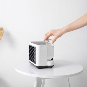 China Desk Cooling Mist Fan With LED Light Sprays 3 Wind Speeds Modes For Office Home on sale