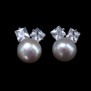 Rabbit Shaped 925 Silver Pearl Earrings With Natural Pearl And Zircon