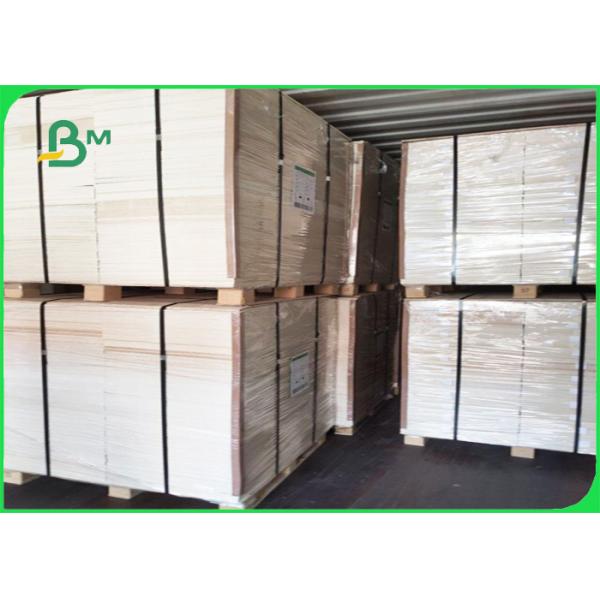 Grade A 800g Super White Absorbent Paper For Desiccant Board 41'' * 19'' Grade A 800g Super White Absorbent Paper For Desiccant Board 41'' * 19''