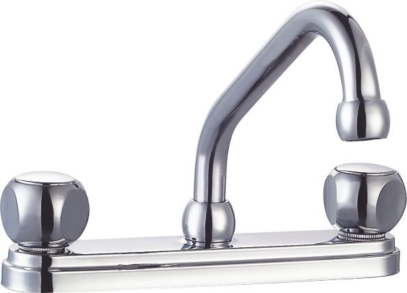 Quality 360 Degree Swivel Chrome 2 Handle Kitchen Faucet OEM ODM wholesale
