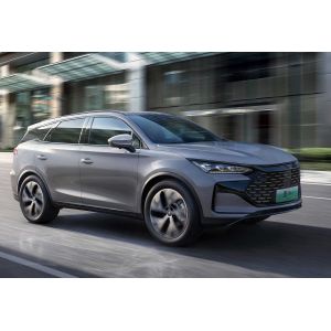 BYD Electric Sedan with 8 Hours Charging Time, 5-door Body Structure, and 120 Mph Top Speed