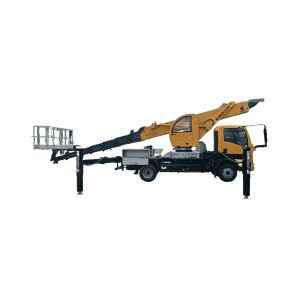 SINOTRUCK  5 Retractable Sections 30m High Altitude Operation Truck Holding 3 Men Inside Aerial Platform Truck