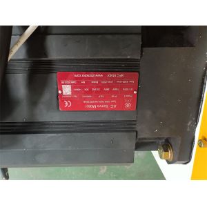 Garment Shops Computer Nc Cut Off Machine Slitter Cardboard Slitter Machine