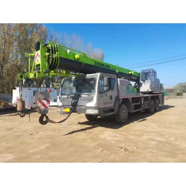 6.5 tons Counterweight 2021 Zoomlion ZTC250A-1 Crane with and 242kW Engine Rated