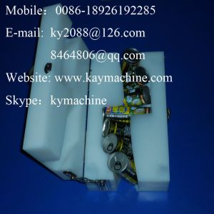 180 degree 90 degree bottle reversal to turn pet glass juice bottle upside and