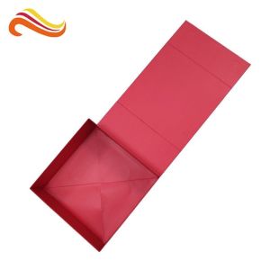 Red Foldable Gift Custom Paper Packaging Box Long Lifespan With Magnetic Closure