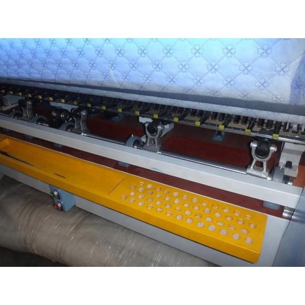 Automatic Bobbin System and Thread Broken Machine Auto Stop Computerized