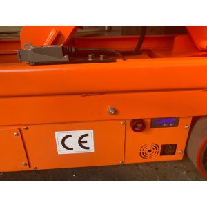 Self Propelled Mobile Lift Table 1100lbs Full Eletric Lifting With 24 DC