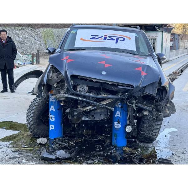 350mm Depth Fixed Bollards Strong Corrosion Resistance and Anti-Corrosion Coated