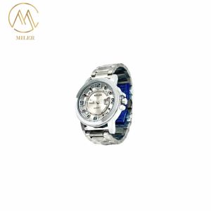 Alloy Quartz Wristwatch New Design Perfect Combination of Style and Function