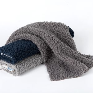 Customized Warm and Soft Teddy Fleece Fabric for Garment 100% Polyester Width 58