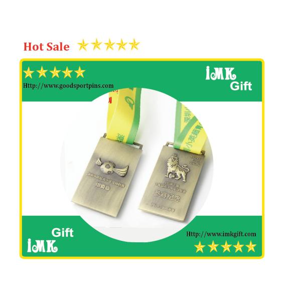 Sport Badges , Emblem badges in zinc alloy , custom logo design , hang with