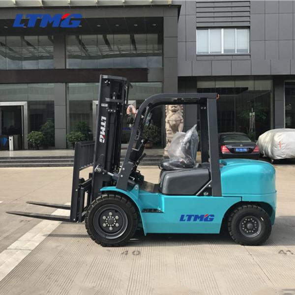 Quality 4 ton diesel forklift truck with imported engine and 3m two stage mast wholesale