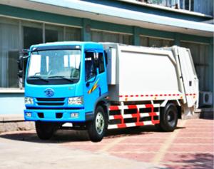 Cheap LHD / RHD Steering Garbage Truck With Compactor , 4x2 Refuse Compactor Truck for sale