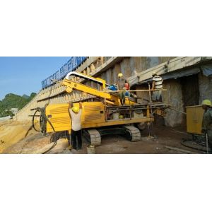 Hydraulic Crawler Drilling Machine With Strong Impact Power Head BHD - 175
