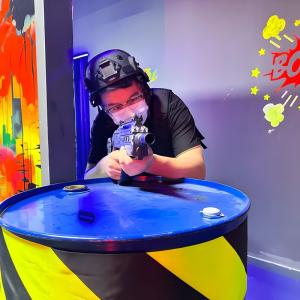 China Intelligent Sensing Laser Tag Gun Arcade Machines With Vest Battle Multiplayer Wireless System on sale
