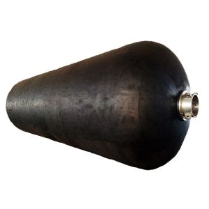 US Navy Submarine Fenders 50kPa D3.3m NR Vertical Floating Hydropneumatic