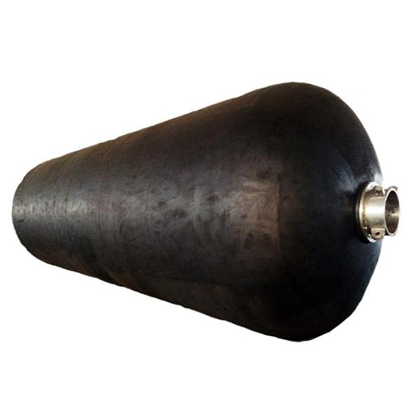 US Navy Submarine Fenders 50kPa D3.3m NR Vertical Floating Hydropneumatic