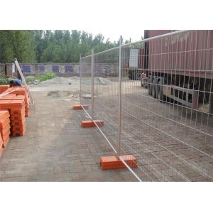 China Self support 42 microns thick galvanized temporary fence 1.8m*2.9m tube OD32mm*2.00mm Mesh spacing 60mm*150mm*4.00mm on sale
