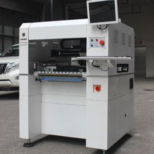 CHM-551 Automatic Pick And Place Machine With Mounting Speed 11500CPH
