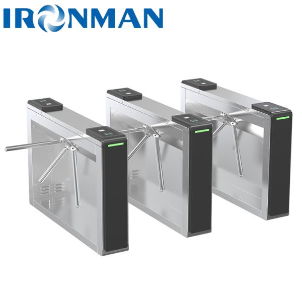 1500*240*980MM Dimensions, SUS304 Bi-directional Passing Direction Tripod